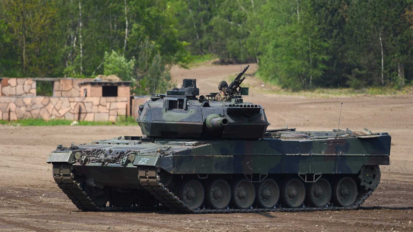 Alemania confirma que si pondrá a disposición tanques a Ucrania