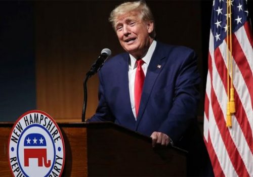Tras su primer evento oficial de campaña, Trump se burla del gobierno de AMLO