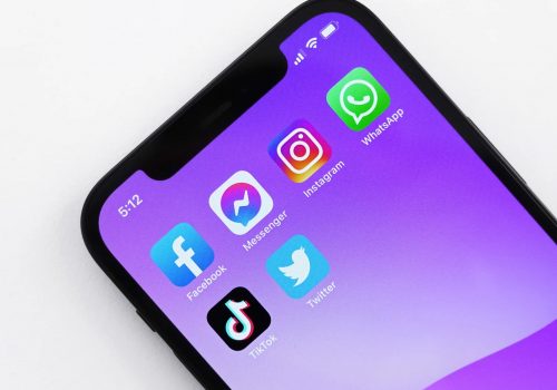 Facebook e Instagram lanzaran un servicio de suscripción para verificar cuentas