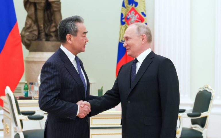 Rusia valora plan chino para resolver conflicto en Ucrania