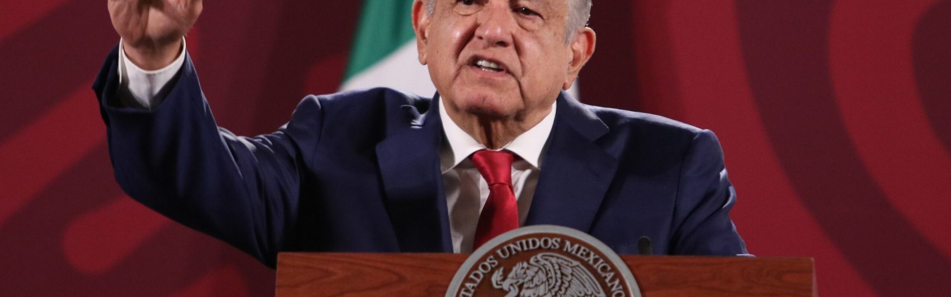 Con el Plan B, México dio un duro golpe al INE y a la democracia, dicta New York Times