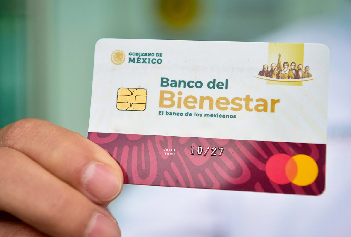 Secretaría de Bienestar inicia cambio de tarjetas a quienes aún reciben pensión a través de Bancomer