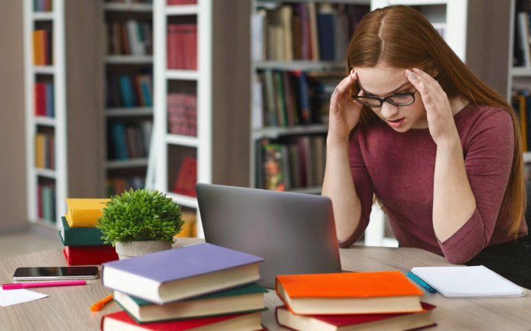 ¿Qué es el burnout académico y cuáles son los síntomas?