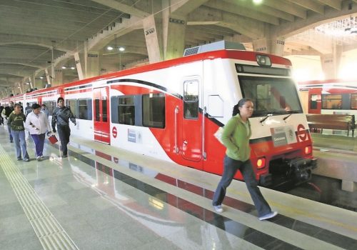 Presentan proyecto de tren en el Bajío que conectaría Guanajuato, Querétaro y Ciudad de México