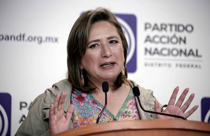 Xóchitl Gálvez denuncia a López Obrador por violar secreto bancario