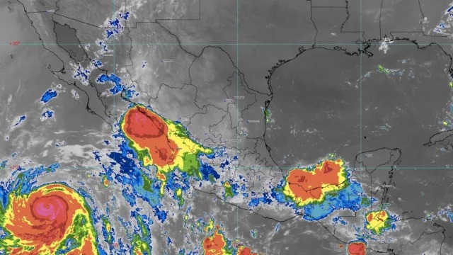 Huracán Jova Alcanza Categoría 5 en el Pacífico Mexicano