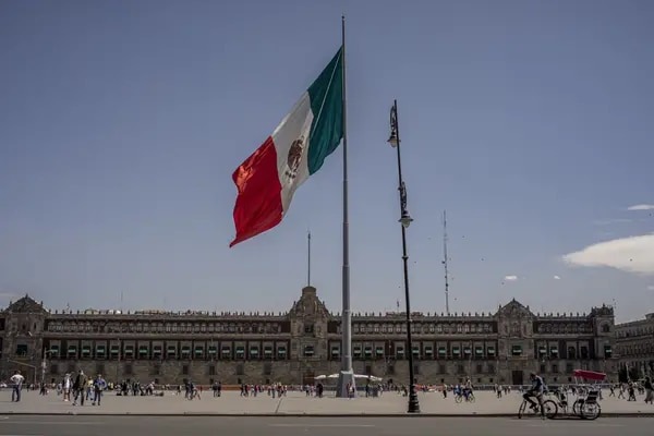 FMI eleva su previsión de crecimiento para México en 2023 al 3.2%