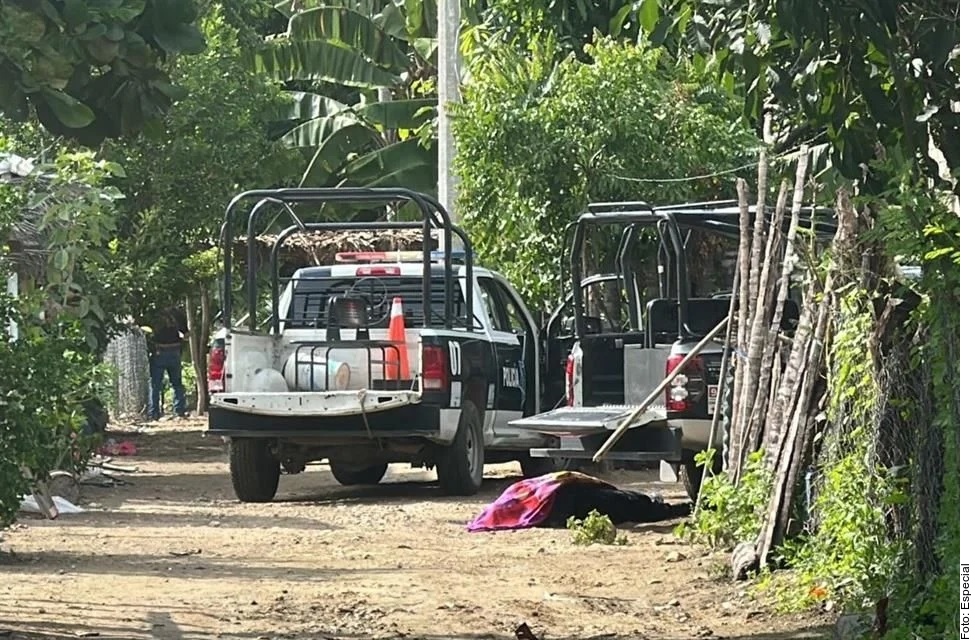 Asesinan al secretario de Seguridad Pública y al director de la Policía Preventiva de Benítez, Guerrero