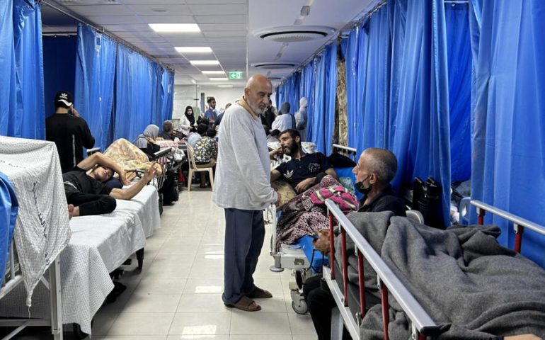 Hospitales desbordados, amputaciones sin anestesia y falta de insumos enfrentan hospitales en Gaza