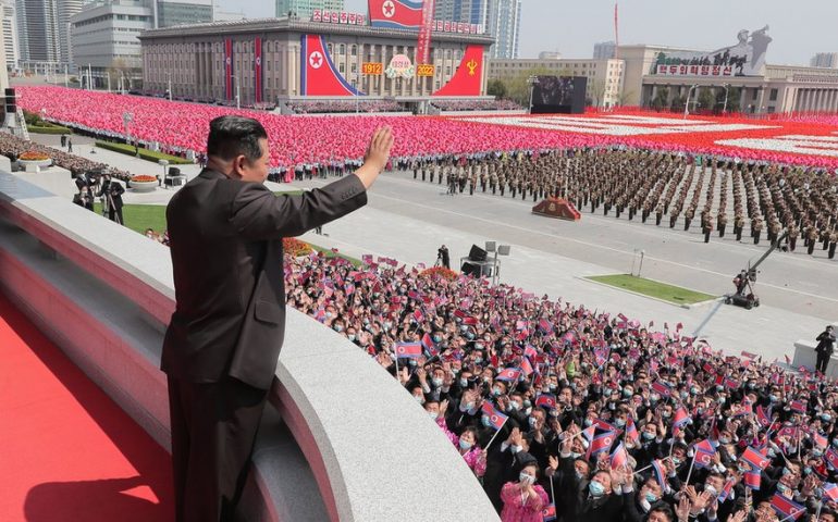 Corea del norte despliega efectivos armados entre la frontera entre las dos Coreas