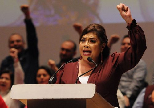 Visita de Clara Brugada al Senado genera criticas y denuncias por actos de campaña