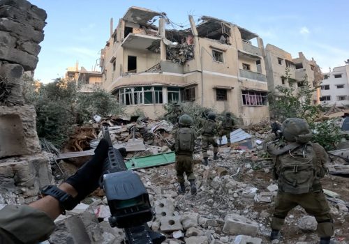Hamás dice que 70% de tropas israelíes se retiraron tras fracaso operativo en Gaza