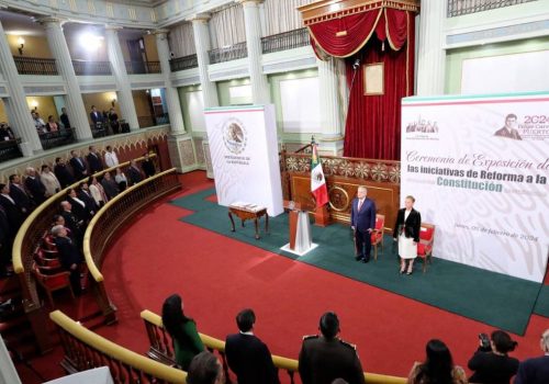 Presenta AMLO el paquete de reformas constitucionales