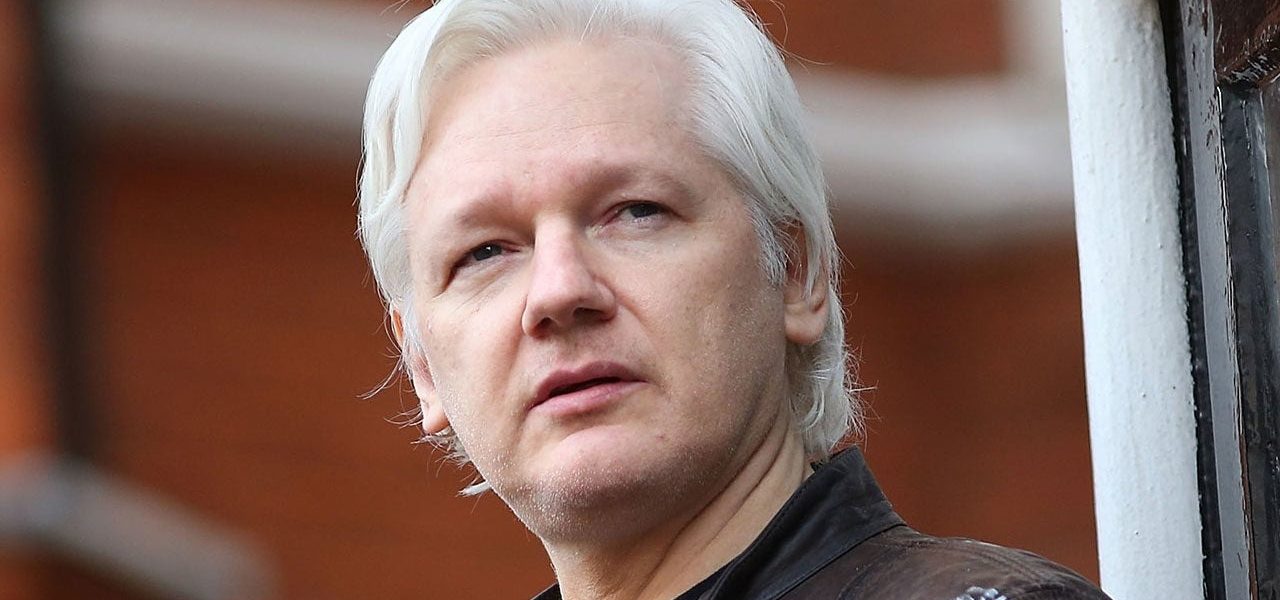Julián Assange no puede ser tratado «como un periodista corriente: Fiscalía