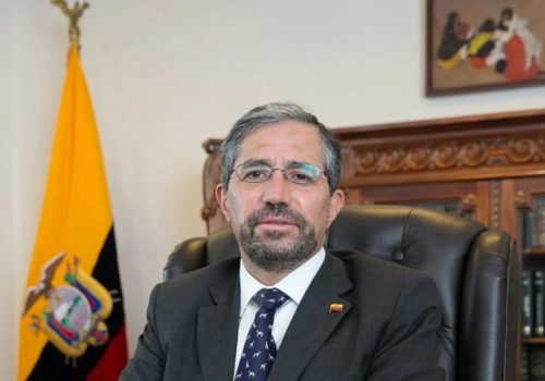 Ecuador acusa a AMLO de intervenir en asuntos internos y legislación internacional
