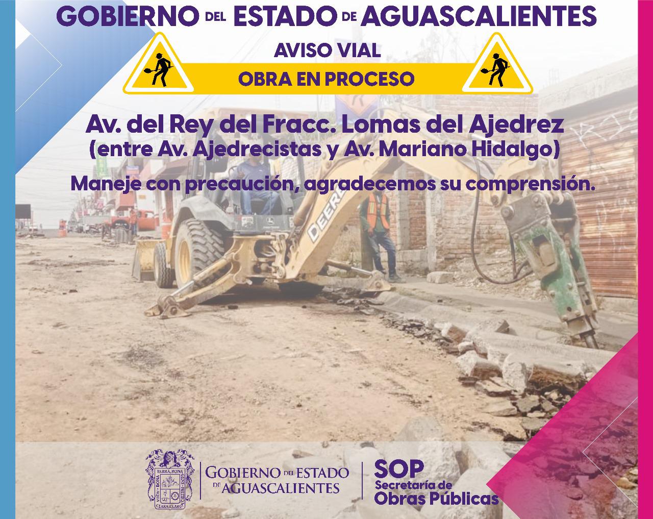 Obras Públicas rehabilita con concreto hidráulico la Av. del Rey