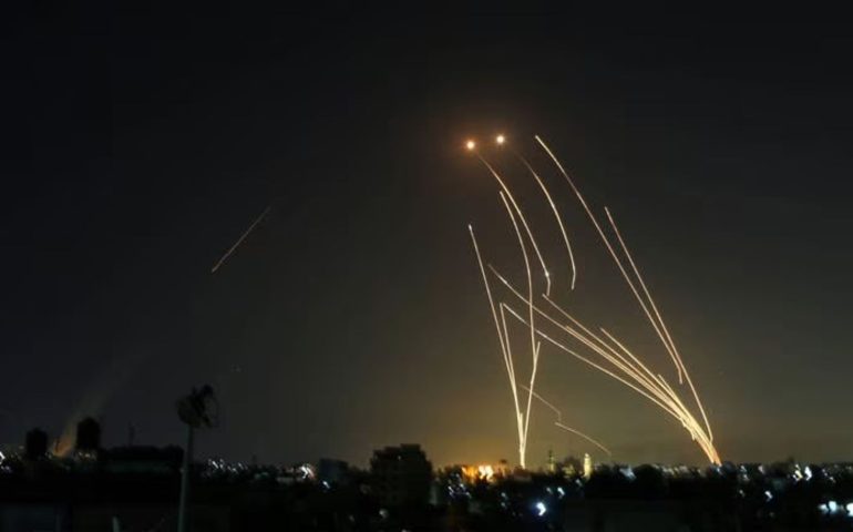 Reportan Explosiones en Isfahán, Irán prepara defensa aerea
