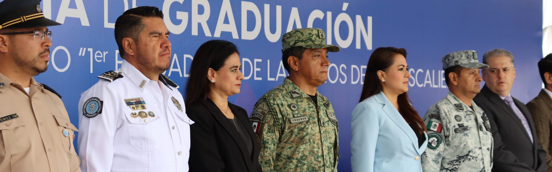Asiste el secretario Manuel Alonso a graduación del Bachillerato Militarizado