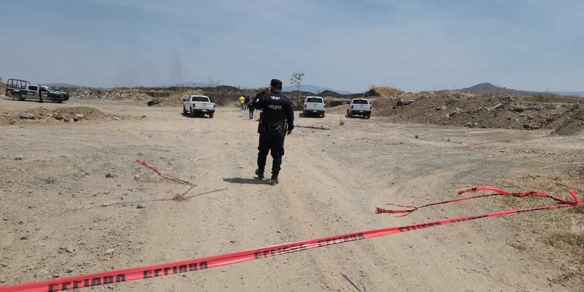 Encuentran seis bolsas con restos humanos en camino a la Piedrera en Tlajomulco
