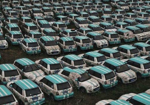 La historia del cementerio de autos chinos Lifan