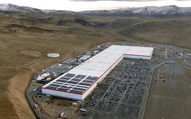 Ebrard asegura que la Gigafactory de Tesla sigue en pie
