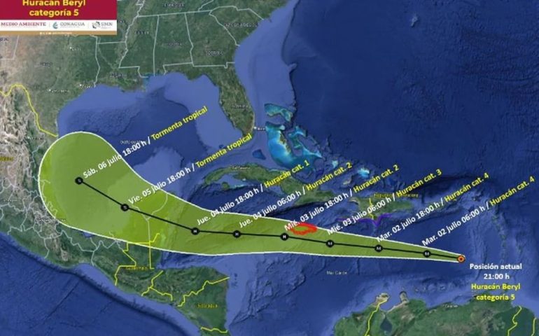 Huracán Beryl alcanza categoria 5, impactara dos veces a México